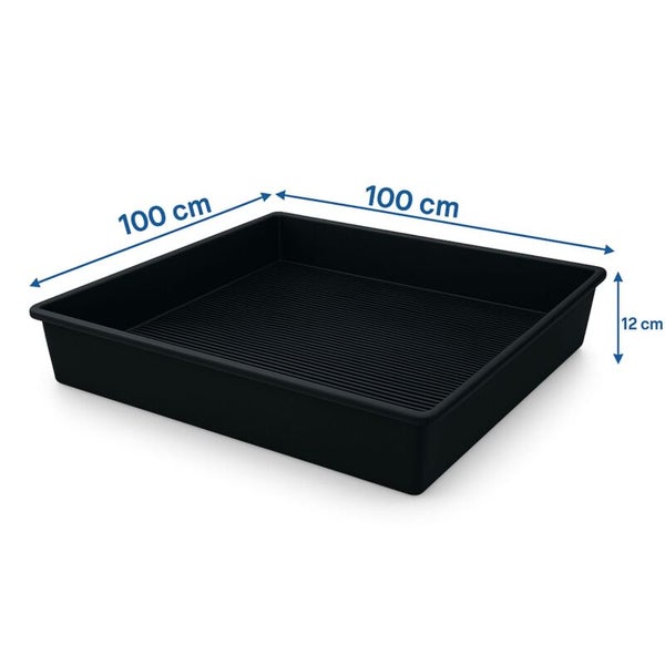 Quadratische Kunststoffwanne mit geriffeltem Boden, Maße 100 Zentimeter mal 100 Zentimeter mal 12 Zentimeter.