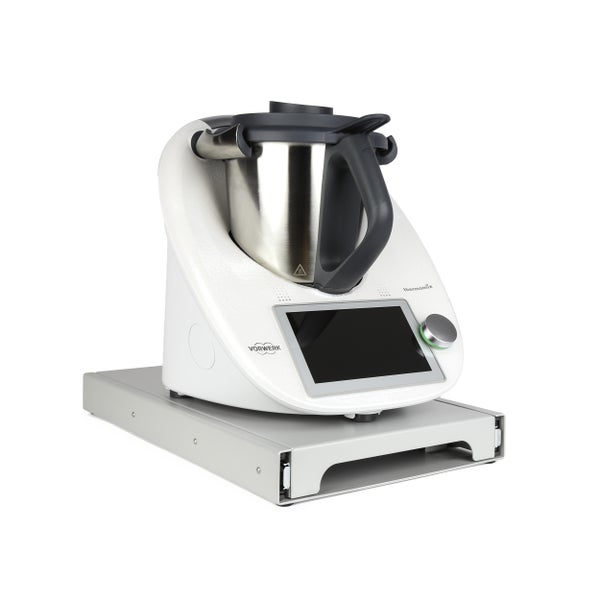 Moderne Duschkabine mit Schiebetür in einem Badezimmer mit Meerblick.