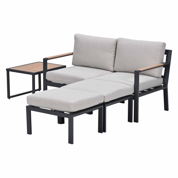 Garten-Lounge-Set bestehend aus einem Zweisitzer-Sofa, einem Hocker mit Polstern und einem Beistelltisch mit Holzoptik-Oberfläche.