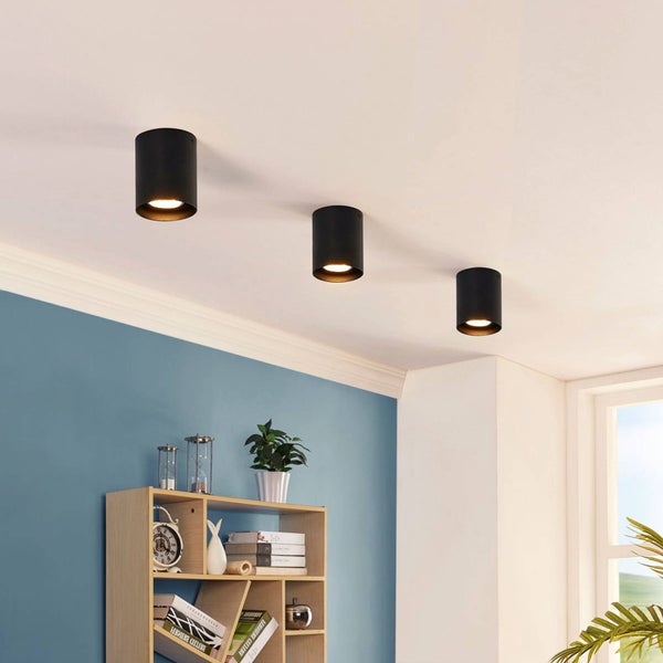 Metallgarderobenschrank mit drei Türen für den Innenbereich