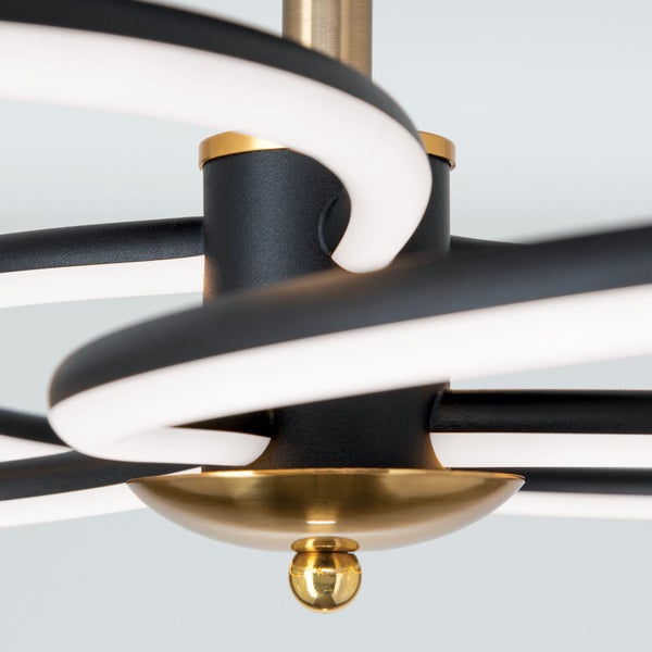 Moderne LED-Deckenleuchte mit geschwungenem Design