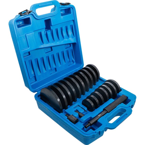 Lagersatz in einem blauen Kunststoffkoffer