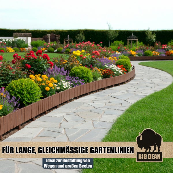 Gartenlandschaft mit Blumen, Pflanzen und einer braunen Beetbegrenzung entlang eines Steinwegs