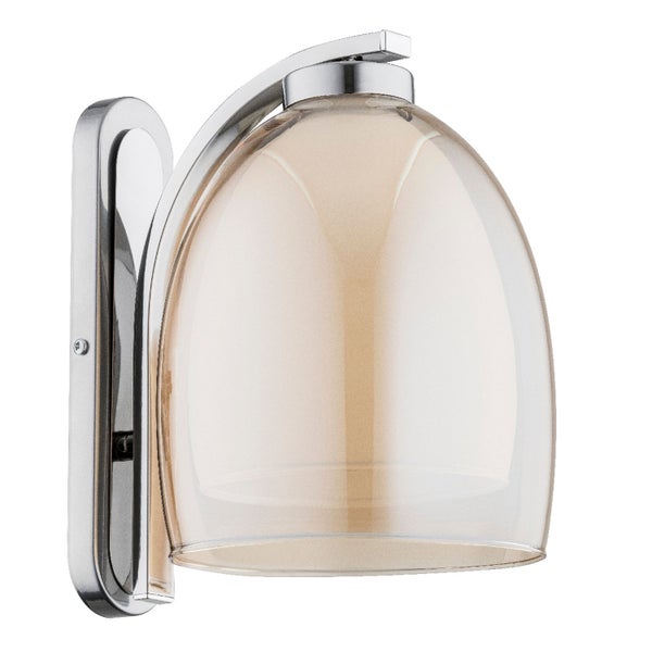 Moderne Wandleuchte mit metallischem Gestell und gewölbtem Glas-Schirm