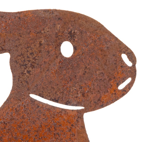 Dekofigur Hase aus Metall mit Rostoptik, Nahaufnahme