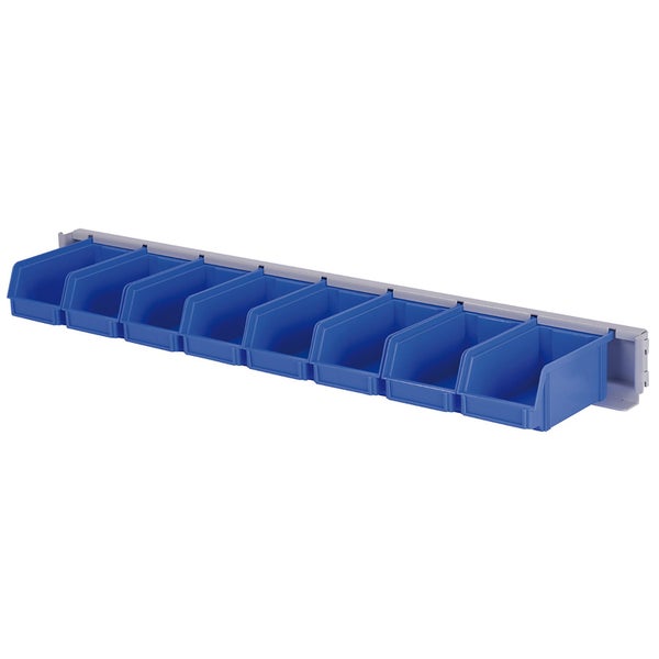 Wandregal mit neun blauen Sichtlagerkästen aus Kunststoff zur Aufbewahrung von Kleinteilen.