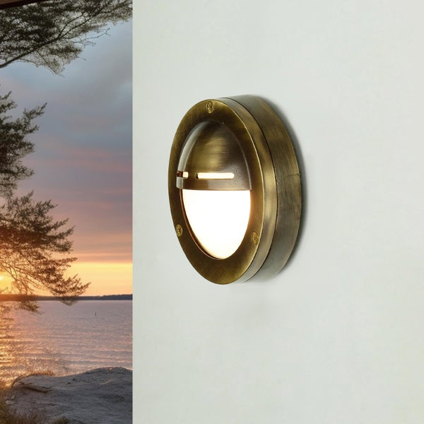 Runde Wandleuchte im nautischen Stil zur Aussenbeleuchtung