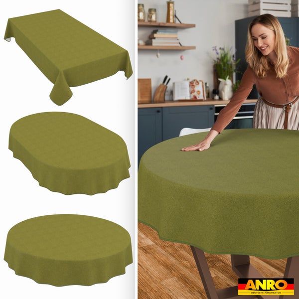 Abwaschbare olivgrüne Tischdecke in rechteckiger, ovaler und runder Form, dargestellt auf einem Holztisch in einer hellen Küche, ANRO Logo.