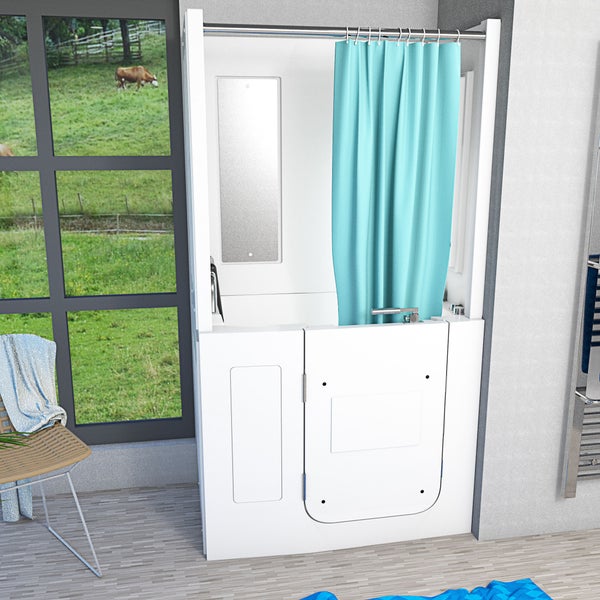 Seniorenbadewanne mit integrierter Tür und Duschvorhang für einen barrierefreien Einstieg in einem modernen Badezimmer.