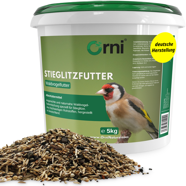 Orni Stieglitzfutter, Waldvogelfutter im 5 Kilogramm Eimer mit Sämereien davor. Hergestellt in Deutschland. Orni Logo.