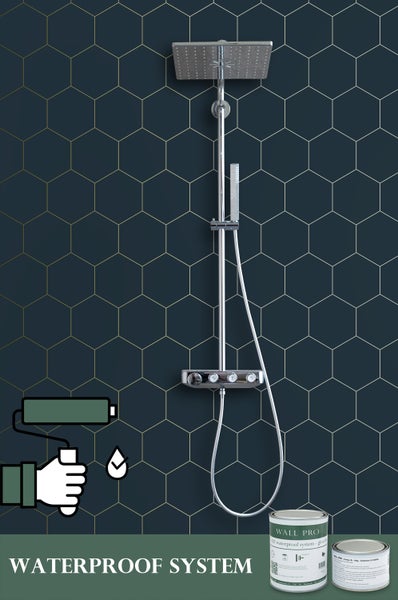 Badezimmer mit Duschgarnitur und Abdichtungssystem für Wände