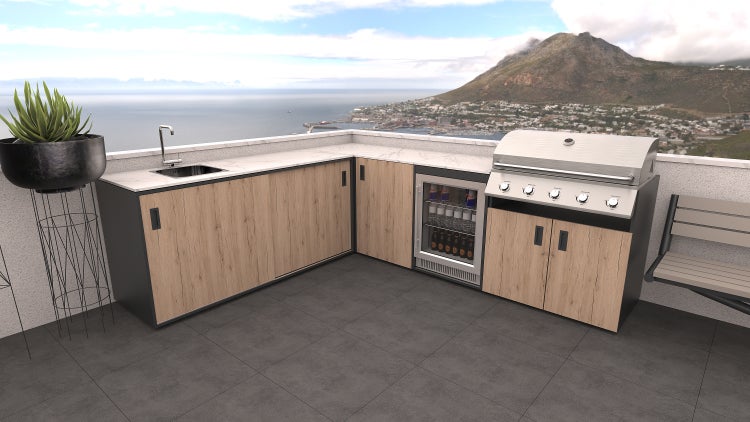 Detailaufnahme eines Pools mit Ablassventil und Gartenschlauchadapter