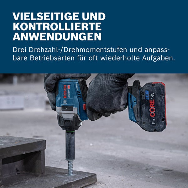 Kunststoff-Montageplatte mit Aussparung und Bohrlöchern für Installationszwecke