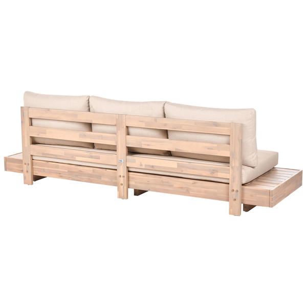 Dreisitziges Gartensofa aus Holz mit Polsterauflagen fuer den Aussenbereich.