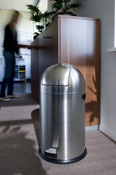PROREGAL Stilvoller Eleganter Abfalleimer Mit Starkem Fußpedal und Verzinktem Inneneimer 33 Liter HxØ 70 x 35 cm Edelstahl