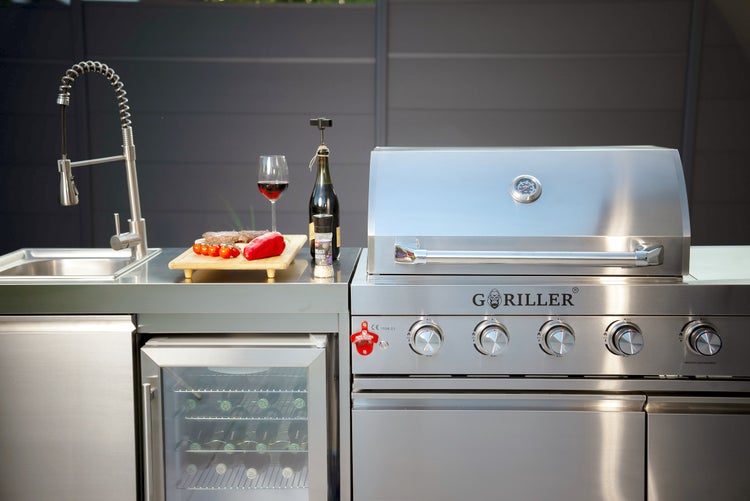 GORILLER® SILVERBACK S1 Outdoor-Küche, Gasgrill mit Kühlschrank-Waschbecken-Kombination, Edelstahl, Silber