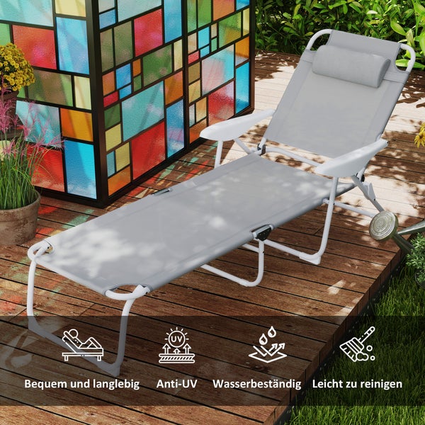 Szene mit einer Aluminiumpergola, Gartenmöbeln und einem Pool in einem Garten.