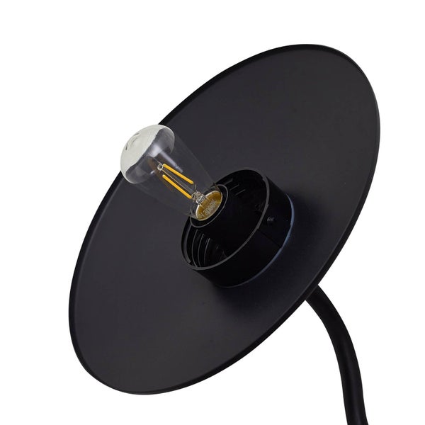 Schwarze Metallleuchte mit flachem rundem Schirm und LED Filament Leuchtmittel