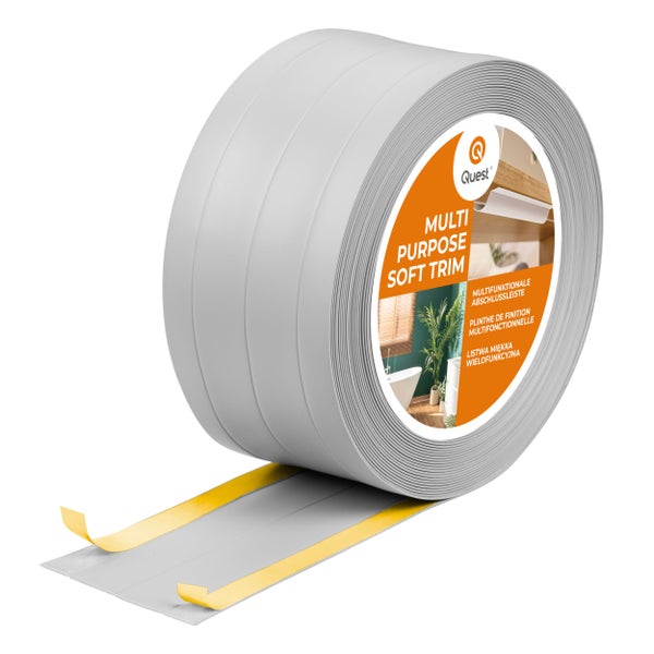 Quest Multi Purpose Soft Trim Rolle zur flexiblen Kantenabdeckung mit selbstklebendem Streifen.