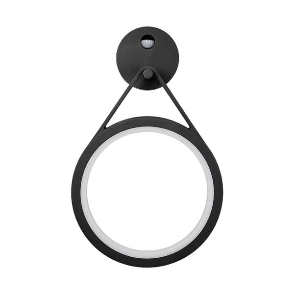 Schwarze, ringförmige Wandleuchte mit integriertem Bewegungsmelder.