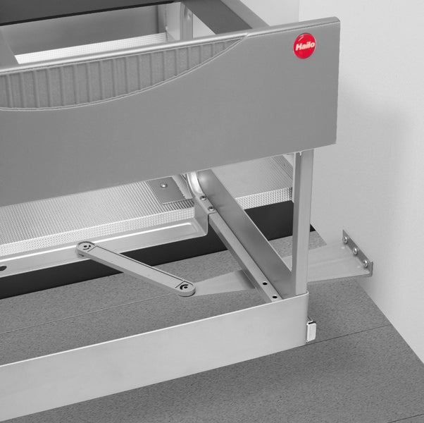 Küchenschrankauszug mit Hailo Logo
