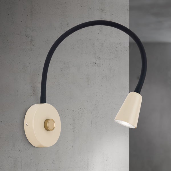 Wandleuchte mit flexiblem Arm zur individuellen Ausrichtung des Lichts