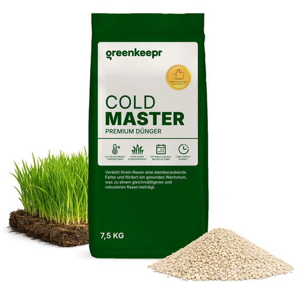 greenkeepr Logo auf 7,5 Kilogramm Sack COLD MASTER Premium Rasendünger mit Grassode und Granulat für Widerstandsfähigkeit bei niedrigen Temperaturen.