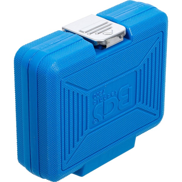 Blauer Werkzeugkoffer mit silberfarbenem Verschluss