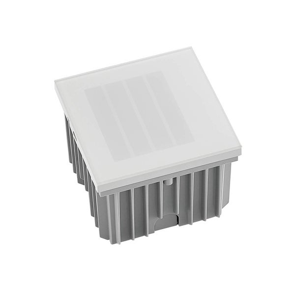 Quadratische Solar-Bodeneinbauleuchte aus Aluminium mit Glasabdeckung für den Außenbereich.