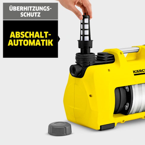 Tapetenrolle mit Blumenmuster