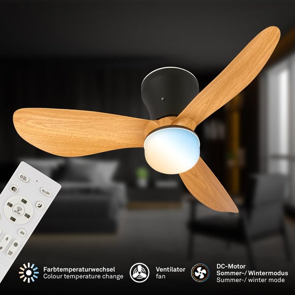 Deckenventilator mit drei Holzflügeln, Beleuchtung mit Farbtemperaturwechsel und Fernbedienung. Motor mit Sommer- und Wintermodus.