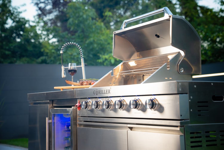 GORILLER® SILVERBACK S1 Outdoor-Küche, Gasgrill mit Kühlschrank-Waschbecken-Kombination, Edelstahl, Silber