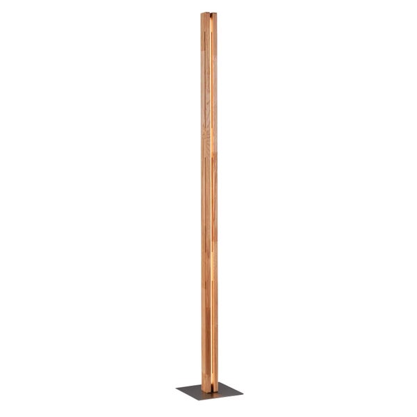 Moderne LED Stehleuchte aus Holz in schmaler Stabform mit Metallfuß.