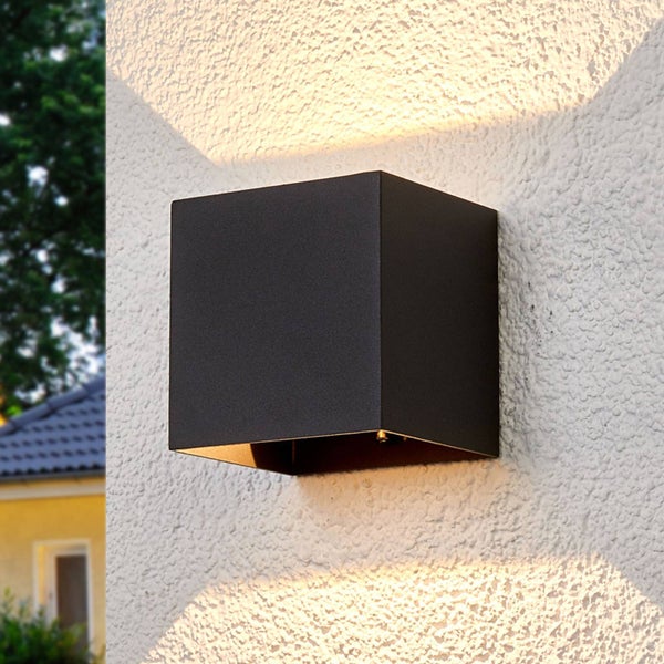 Lucande LED Wandleuchte außen Evie (spritzwassergeschützt (Modern) in Alu aus Aluminium (2 flammig, ) - Außenwandleuchten Wandlampe Led Außenlampe Outdoor für Außenwand/Hauswand
