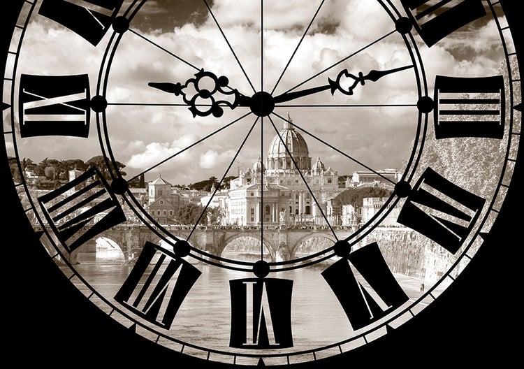 Dekorative Uhr mit Rom-Motiv