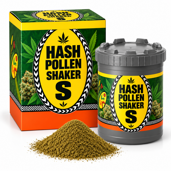 Hash Pollen Shaker Groesse S inklusive Verpackung und einer Ansammlung von Pflanzenmaterialpulver.
