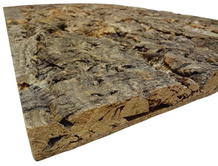 Naturkork-Rinde mit strukturierter Oberfläche und Seitenansicht.