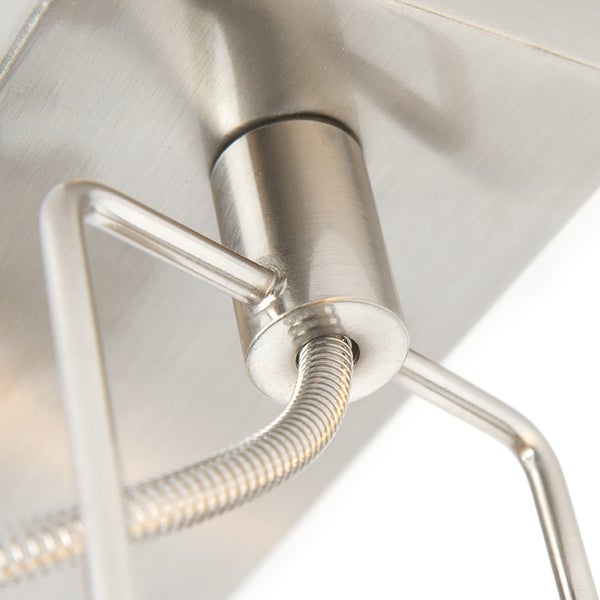 Detailansicht einer Innenleuchte aus Metall mit flexiblen Armen