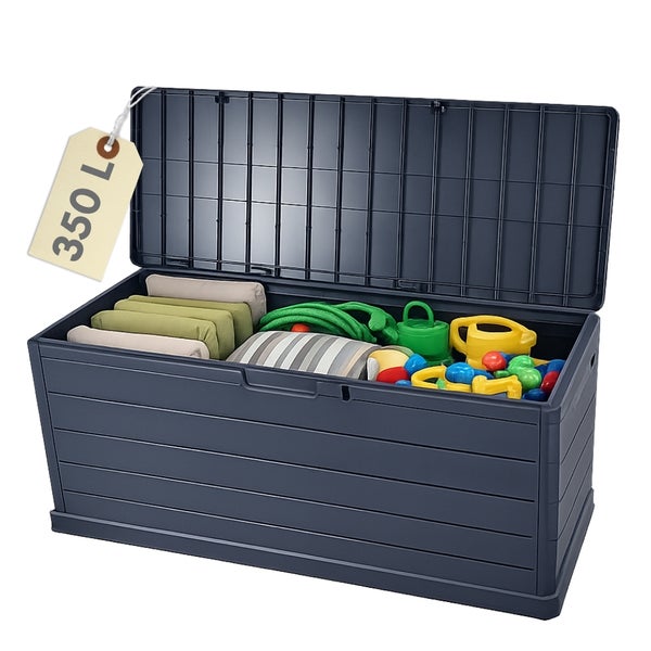 Geöffnete Aufbewahrungsbox für den Außenbereich, gefüllt mit Kissen, Gartenschlauch, Gießkannen und Spielzeug, Fassungsvermögen 350 Liter