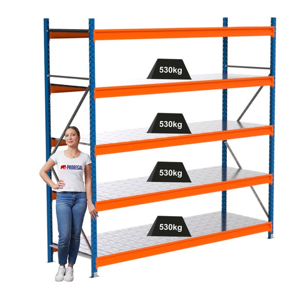 Lagerregal mit vier Ebenen und einer maximalen Traglast von 530 Kilogramm pro Ebene.