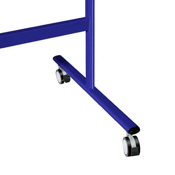 Blauer Metallfuß mit zwei Doppelrollen für mobile Gestelle.