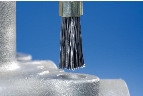 Drahtbürste zur Metallbearbeitung