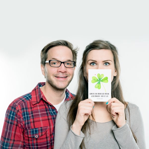 Mr. & Mrs. Panda Postkarte Blume Kleeblatt - Weiß