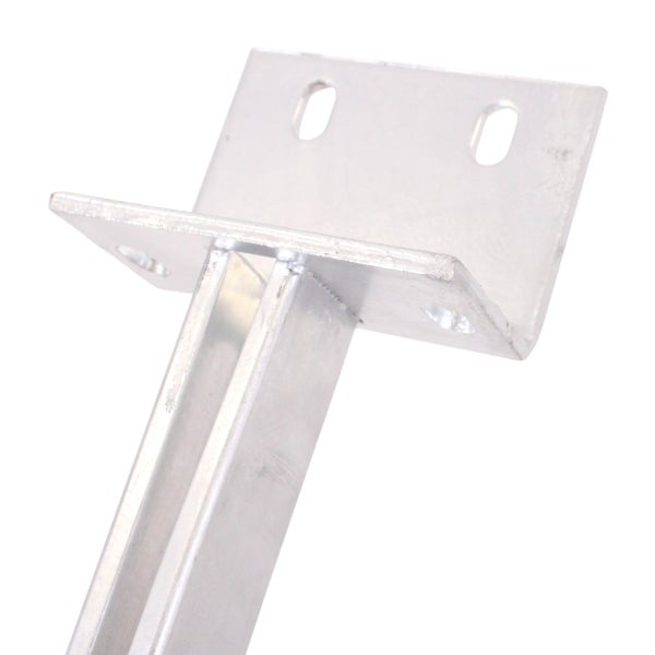 Pfostenträger aus verzinktem Metall mit Befestigungslöchern.