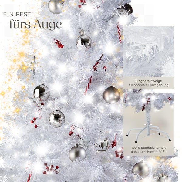 Detailansicht eines weißen Weihnachtsbaums mit Kugeln, Dekoration und Lichtern, der biegbare Zweige und einen sicheren Stand dank rutschfester Füße bietet.