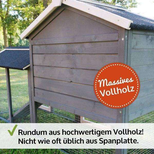Kleintierstall aus massivem Vollholz mit wetterfestem Bitumendach für den Außenbereich.