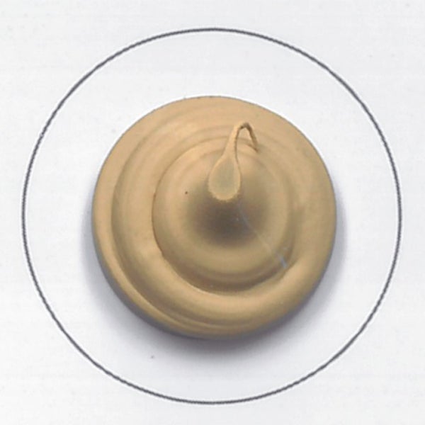 Klecks Spachtelmasse auf Papier