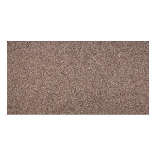 Strukturierter Teppichboden mit melierter Oberfläche.