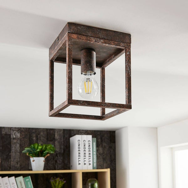 Quadratische Deckenleuchte mit rustikalem Finish und Glühbirne