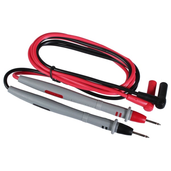 Ein Paar Messleitungen mit Tastspitzen für Multimeter, isoliert und mit Steckern für elektrische Messungen.